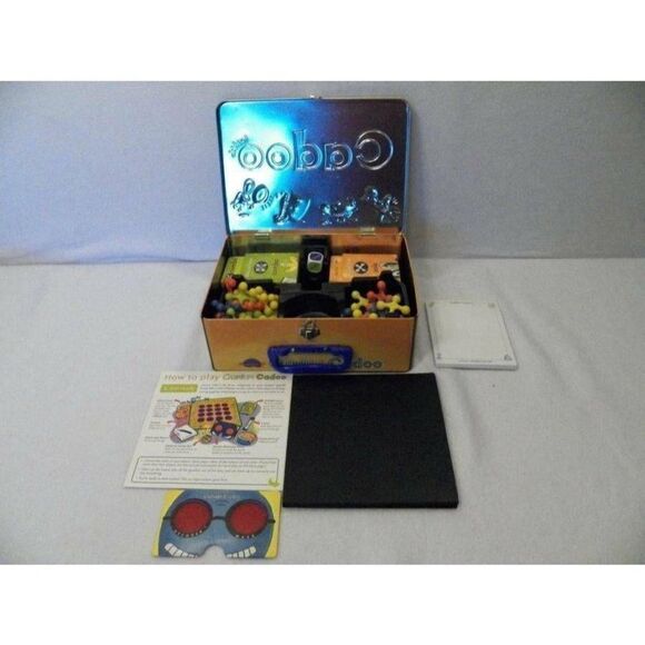 Cranium For Kids Tin Lunchbox Cadoo Board Game Complete - Picture 2 of 4